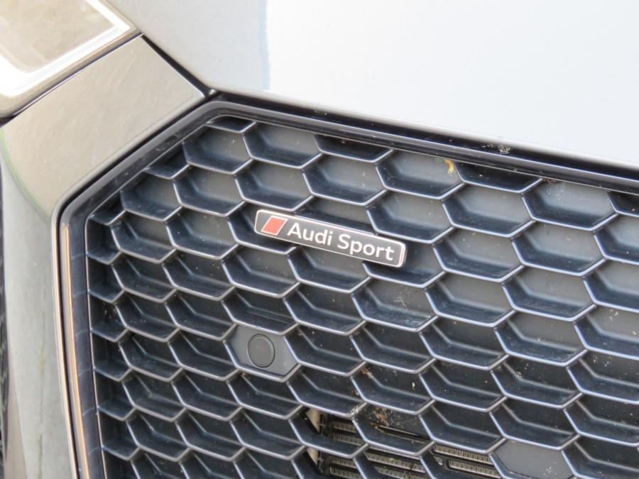 Детали экстерьера Audi R8 RWS 2018 года  (фото 9 из 70)